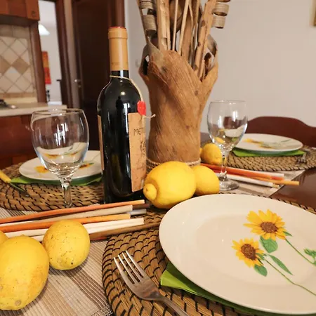 Casa Samira A بيت للعطل أوترانتو